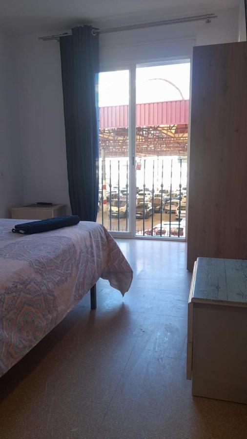 Tommy Apartment Аликанте Екстериор снимка