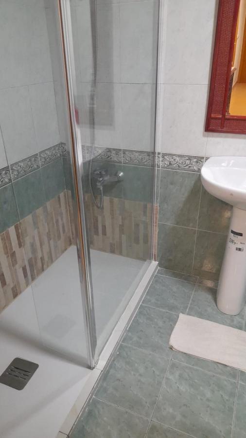 Tommy Apartment Аликанте Екстериор снимка